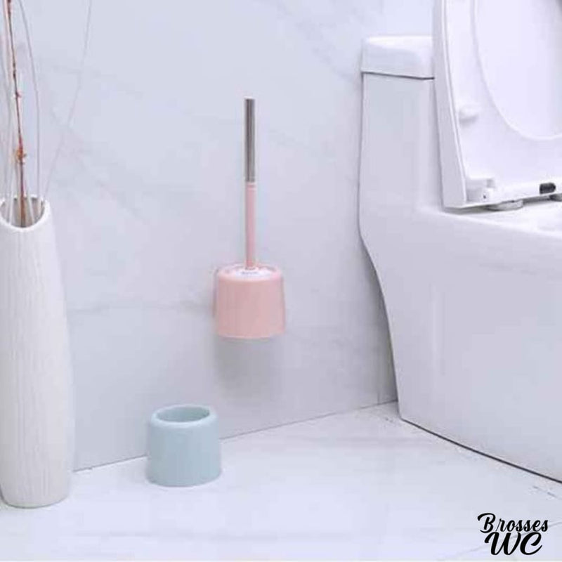 Pot et brosse wc