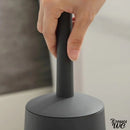 Balai brosse noir wc