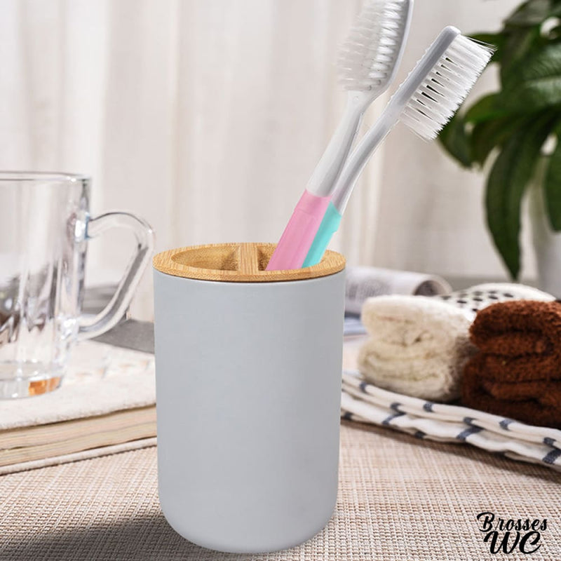 Broc avec brosse de toilette. Porte brosse wc sur